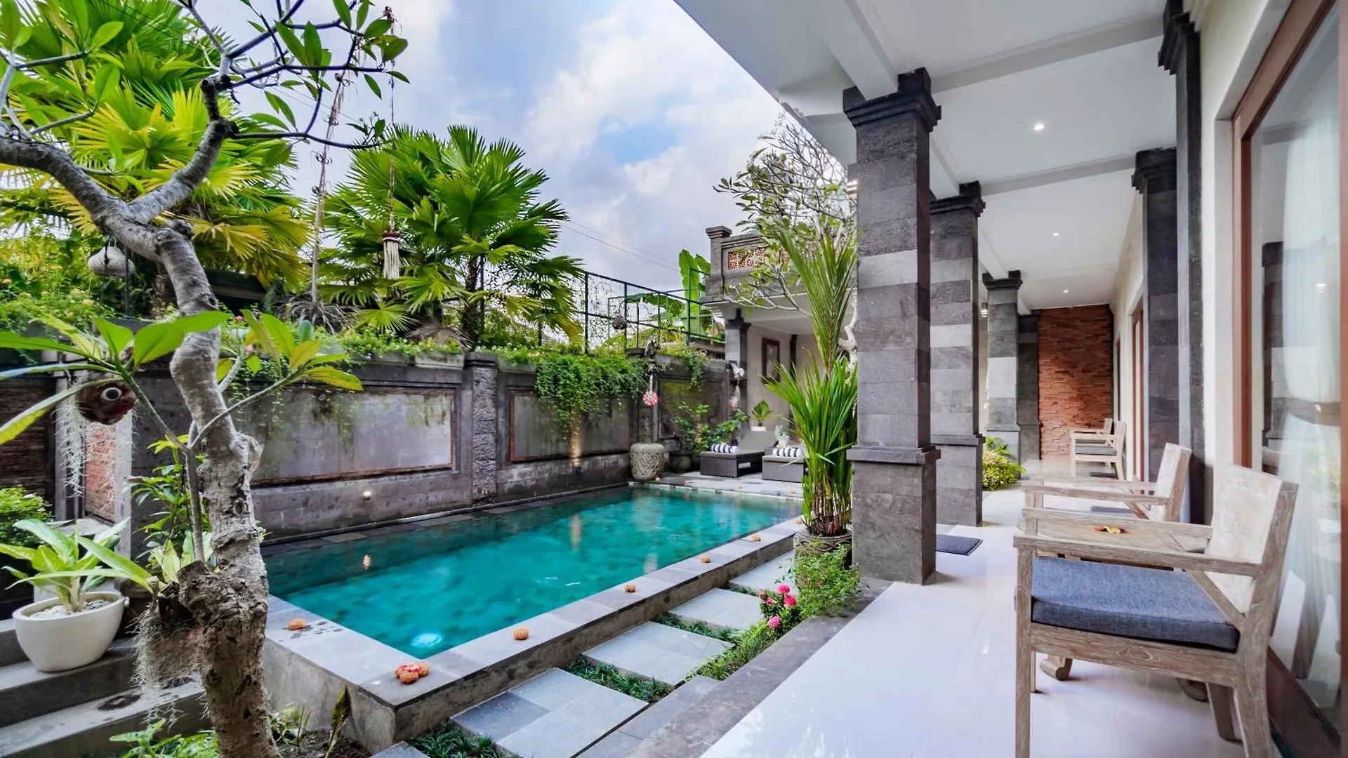 Guest house Ayu Sari Guesthouse By Mahaputra Ubud